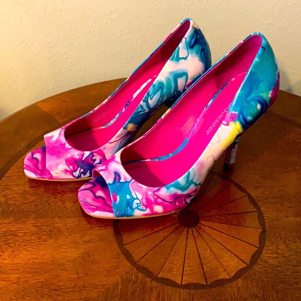BCBG Pumps
